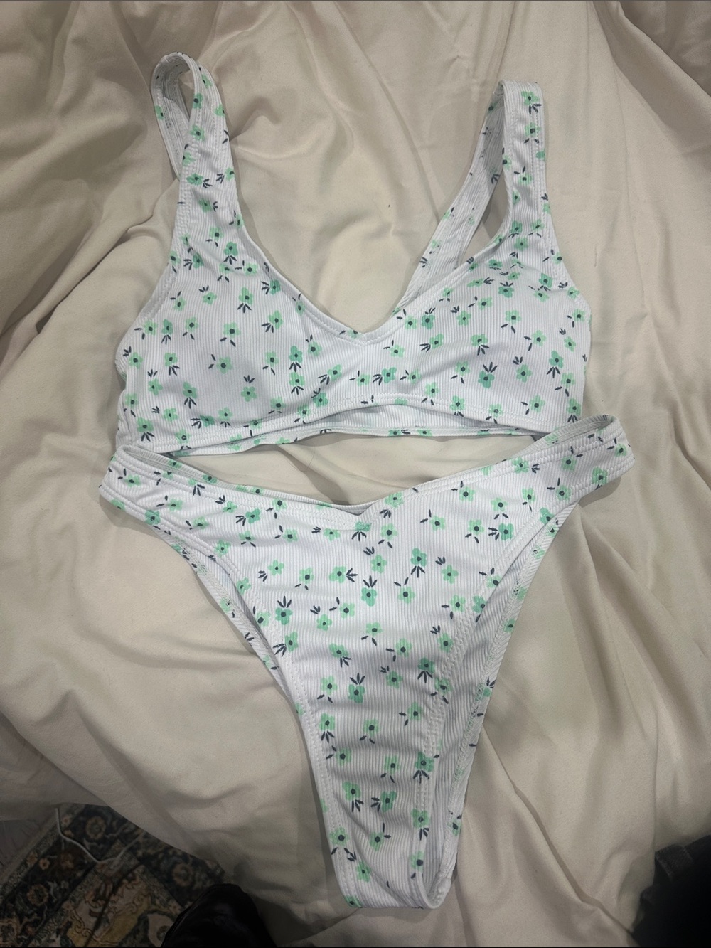 SHEIN: Green and white floral bikini